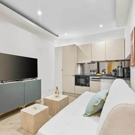 Apartment Saint Charles - Splendide 3 Pieces - Carre D'or - Parking Prive